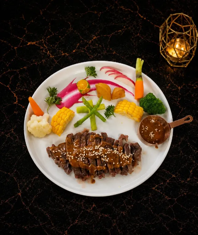 Thăn bò ngoại Kube sốt tiêu đen